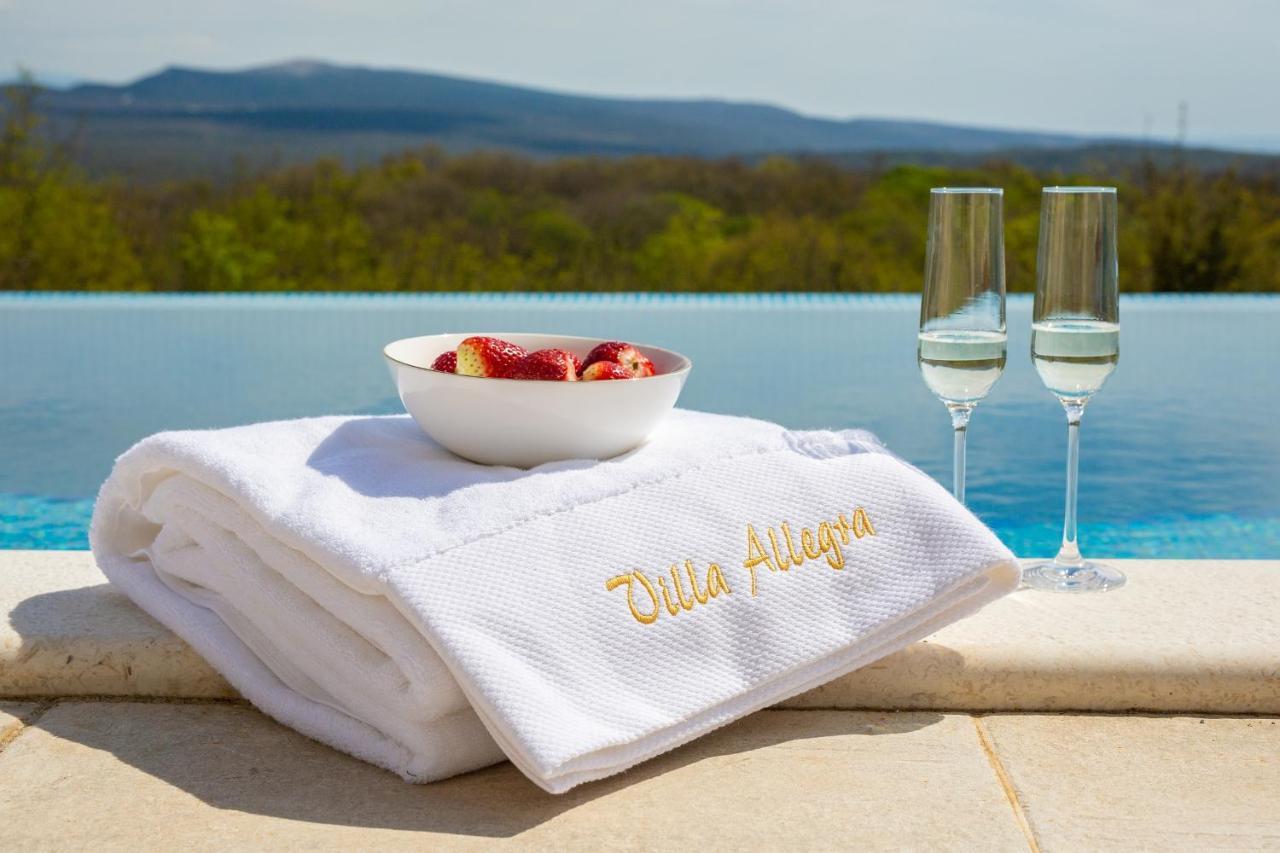 Villa Allegra Garica Bagian luar foto