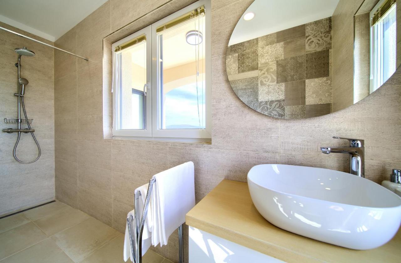 Villa Allegra Garica Bagian luar foto